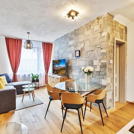 Zazi Apartmany Mýto pod Ďumbierom Exterior foto